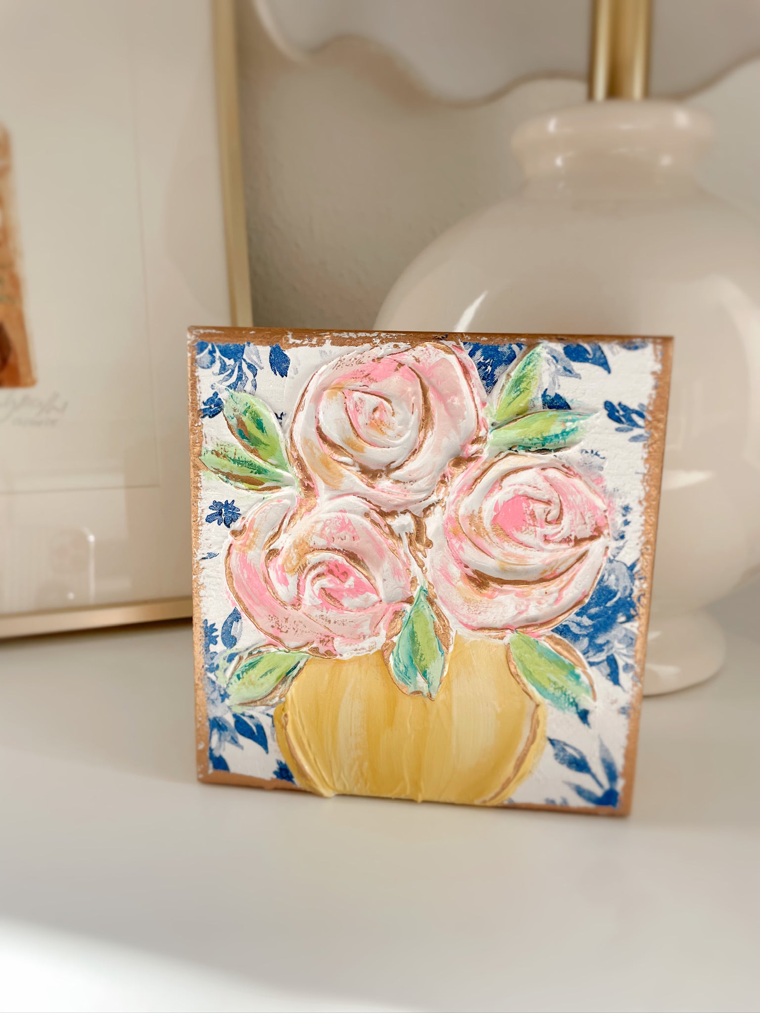 Little Rose Bouquet Lemon Vase